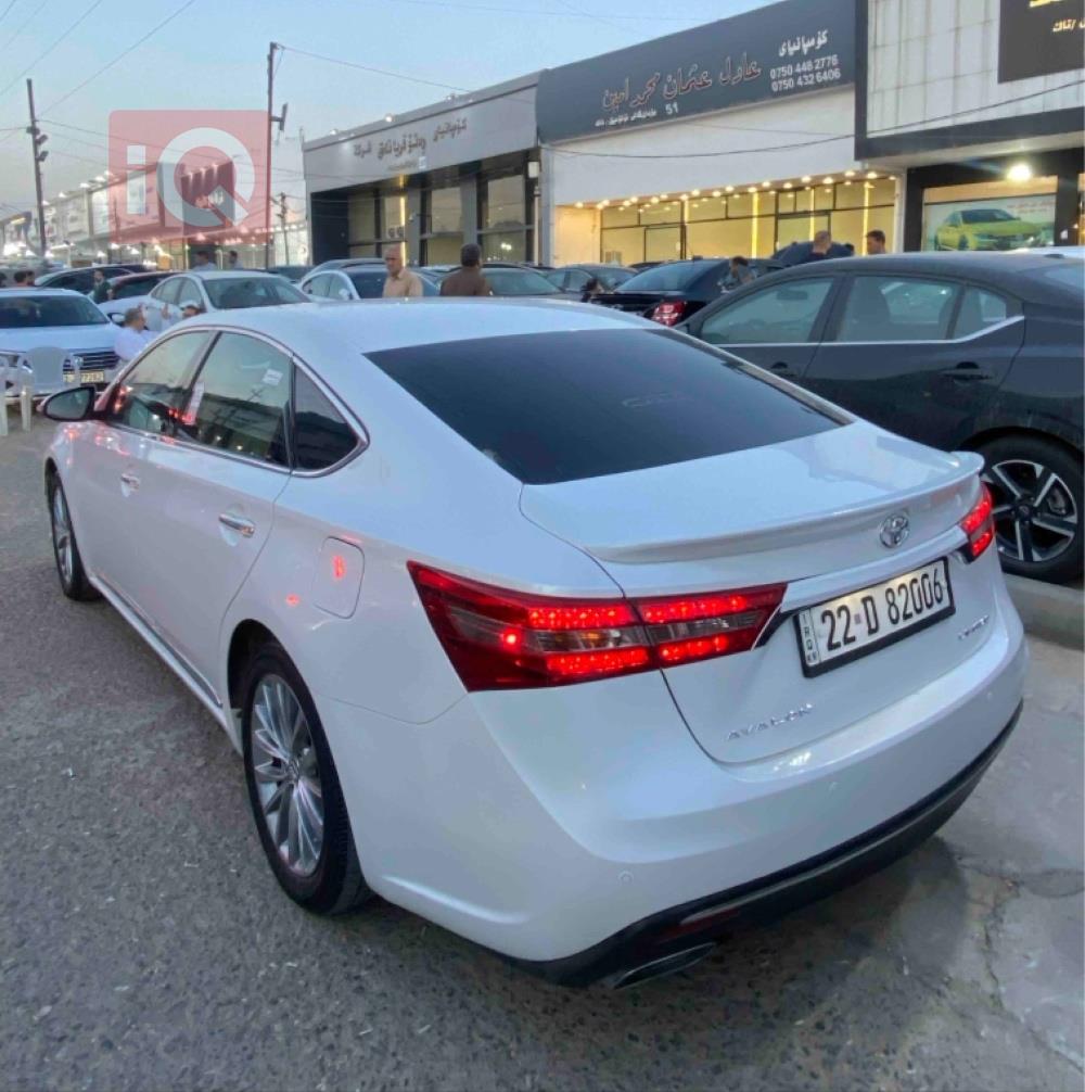 Toyota Avalon